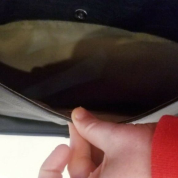 MSK Black Soft Leather Fold Over 14" Briefcase bag - Picture 5 of 8